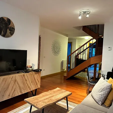 Coqueto Duplex Con Dos Terrazas Y Piscina Cerca De La Playa De La Virgen Del Mar * Santander