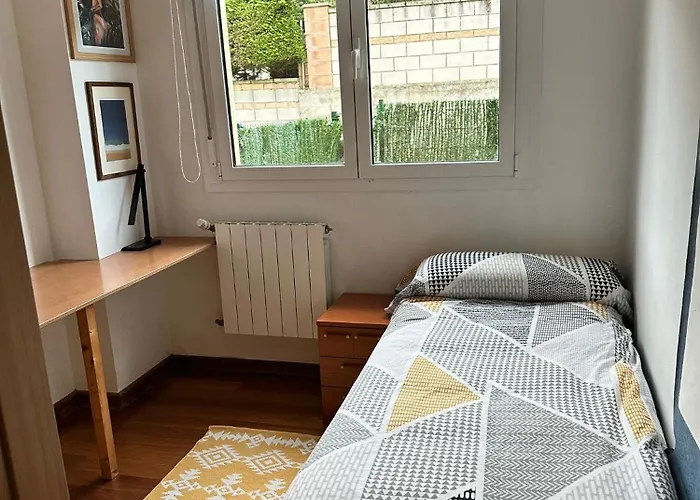 Coqueto Duplex Con Dos Terrazas Y Piscina Cerca De La Playa De La Virgen Del Mar * Santender